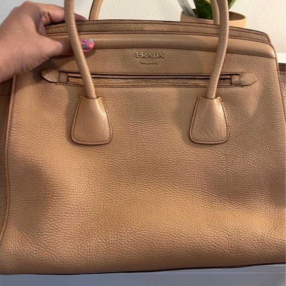 Authentic Prada Beige Leather Shoulder Bag w/certification paperwork - Picture 2 of 15